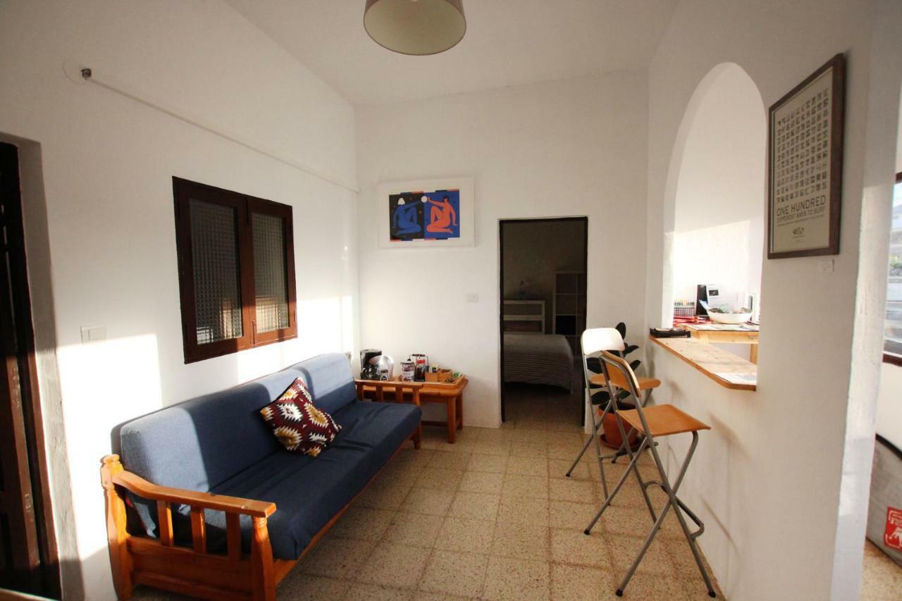 Joyhouse Pensionat Teguise  Exteriör bild