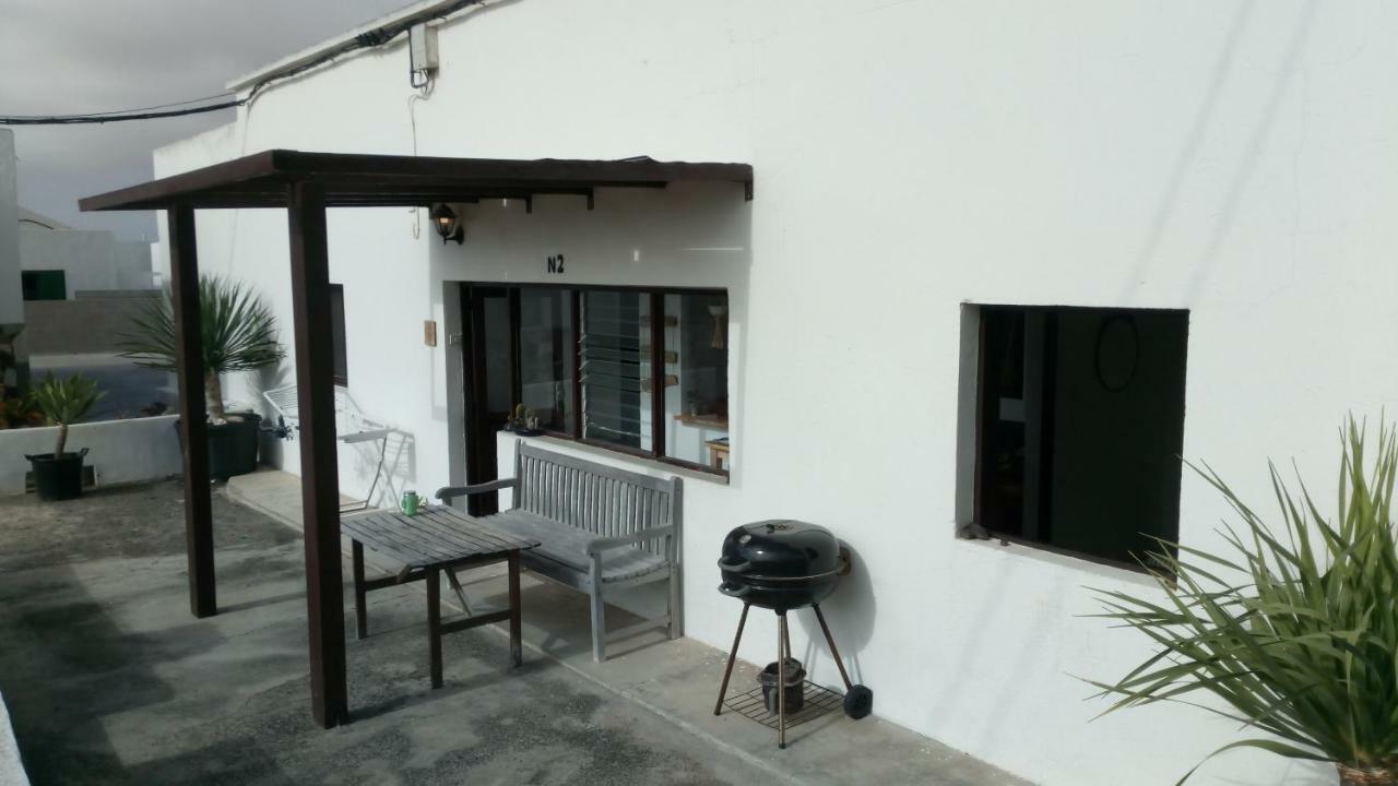 Joyhouse Pensionat Teguise  Exteriör bild